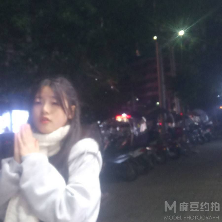 夜景模特
