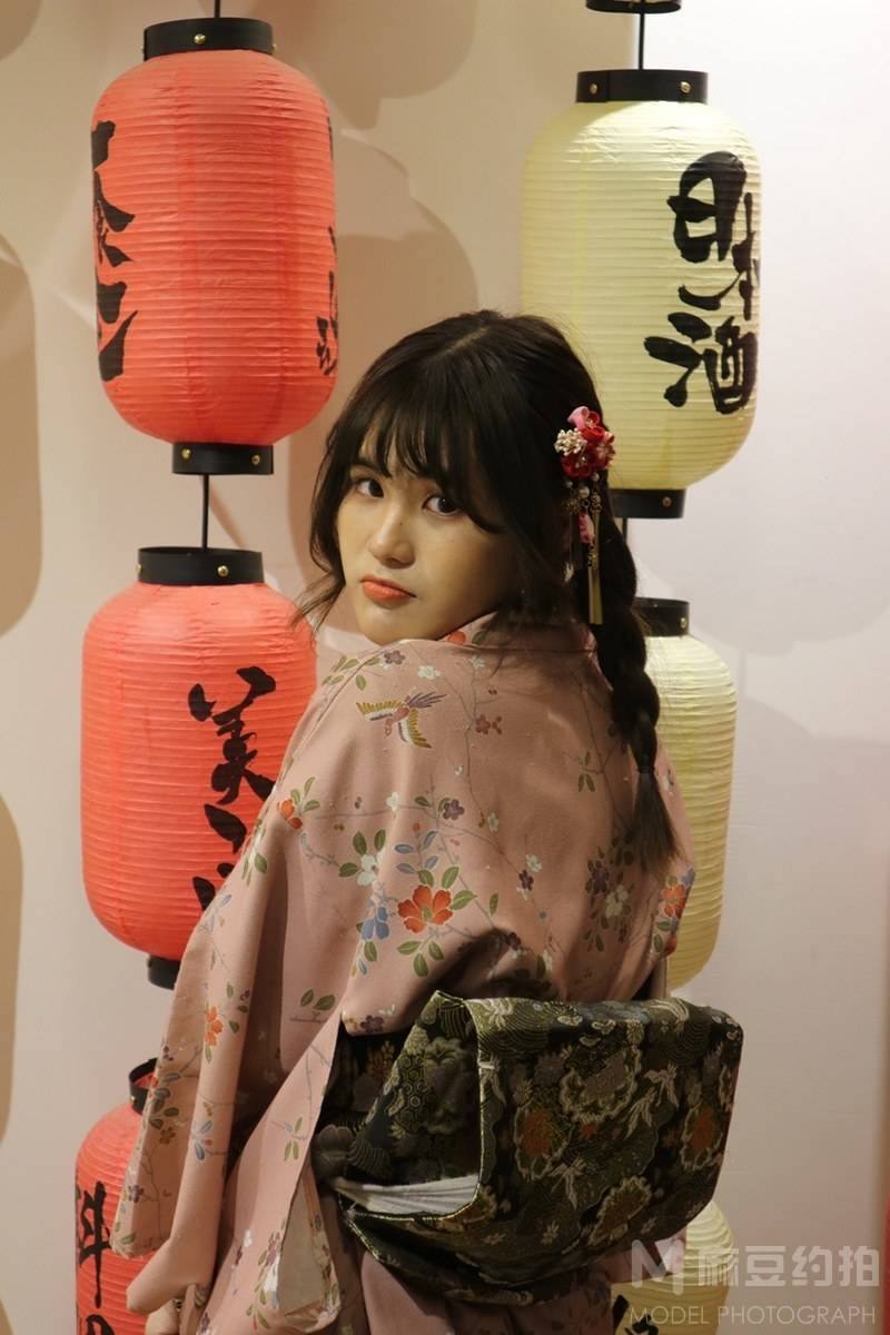 和服模特
