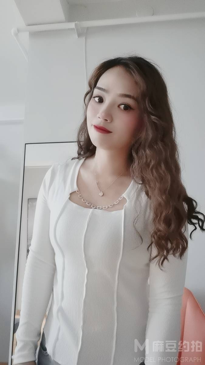 纪实模特