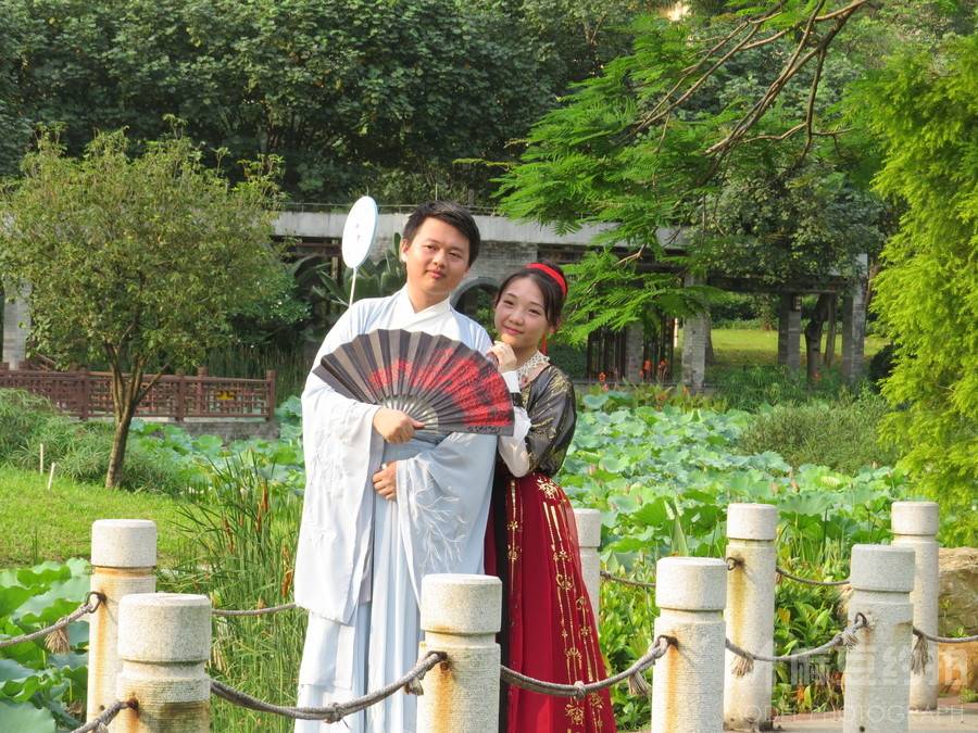 汉服模特