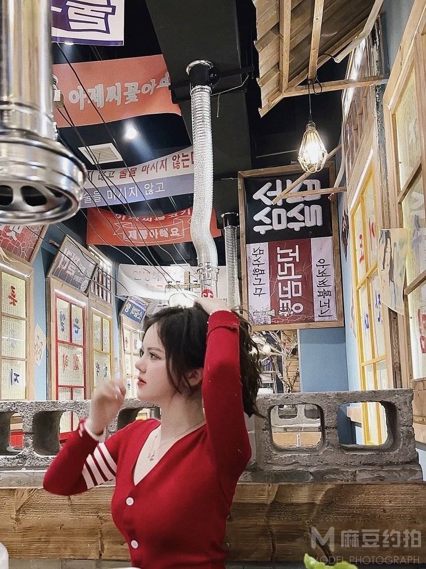校园模特