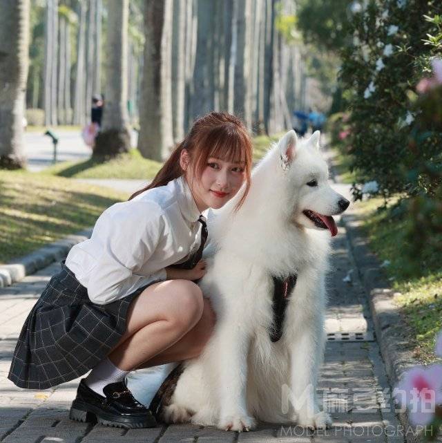 校园模特