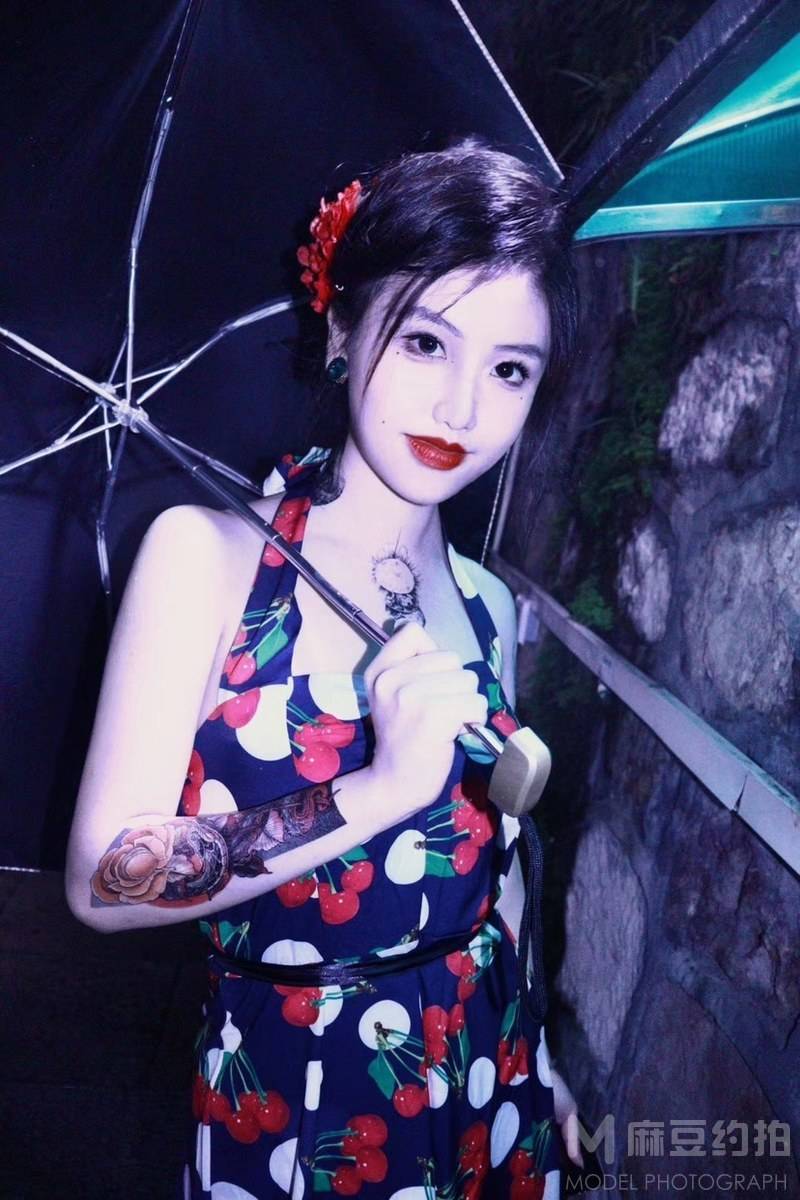 夜景模特