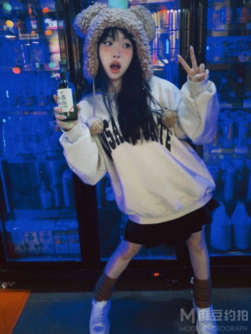 校园模特