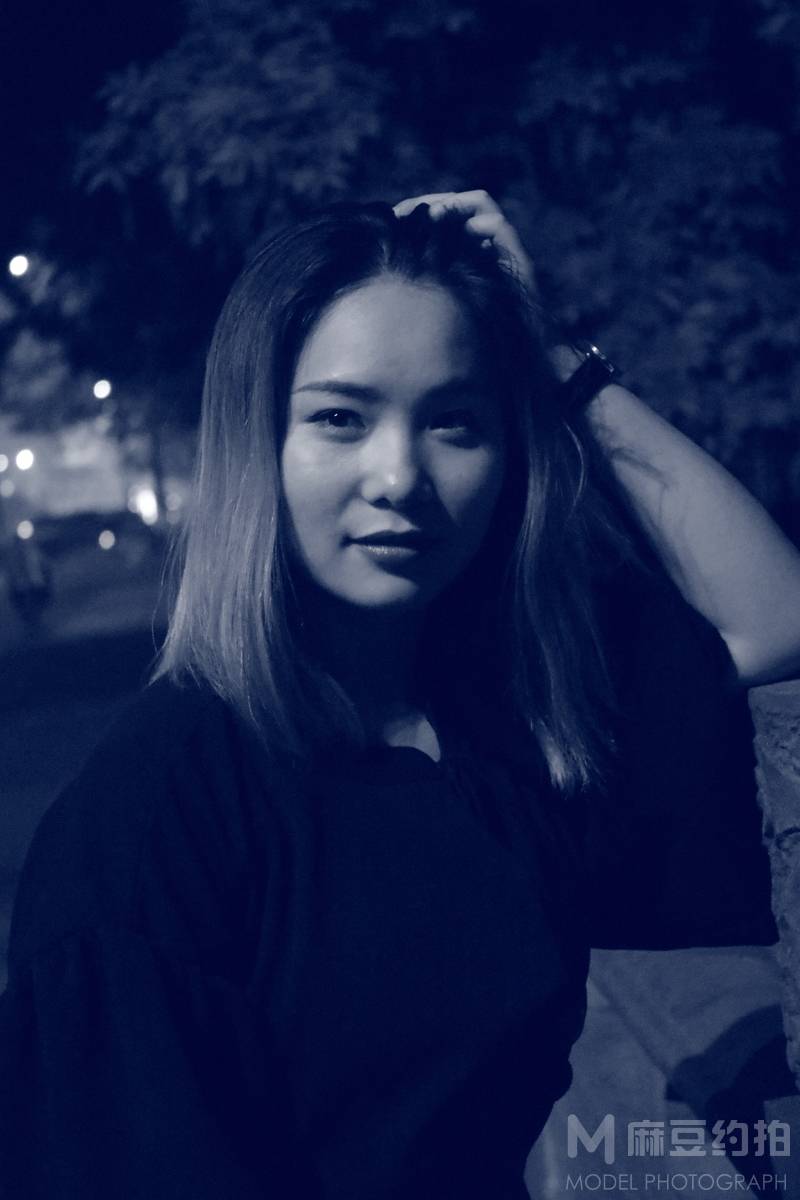 夜景模特