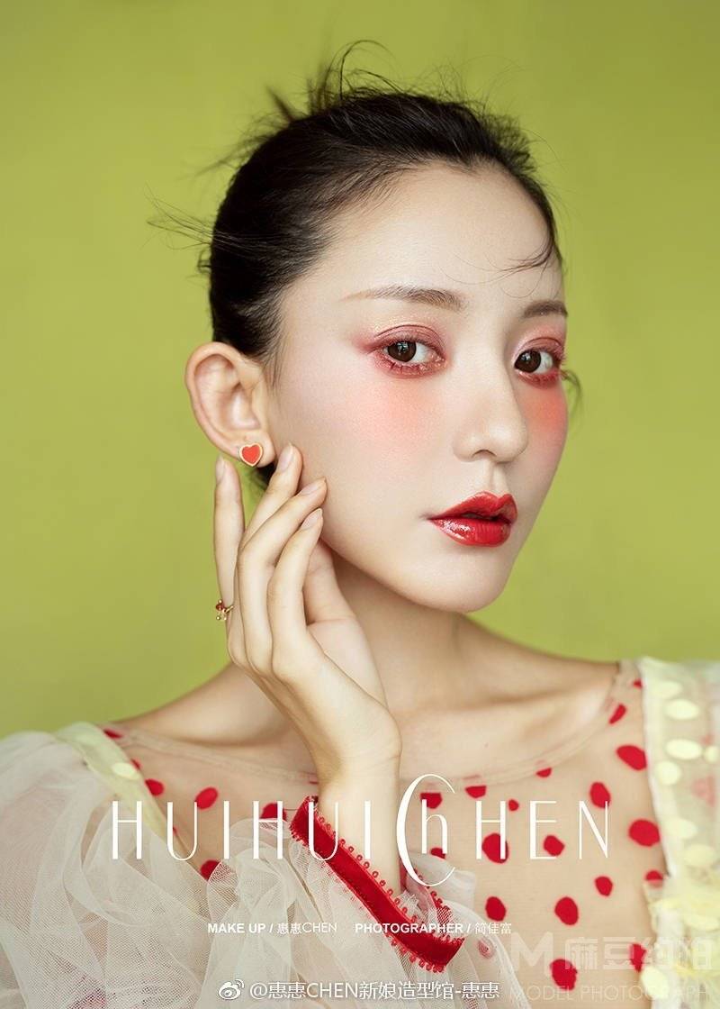 妆容模特