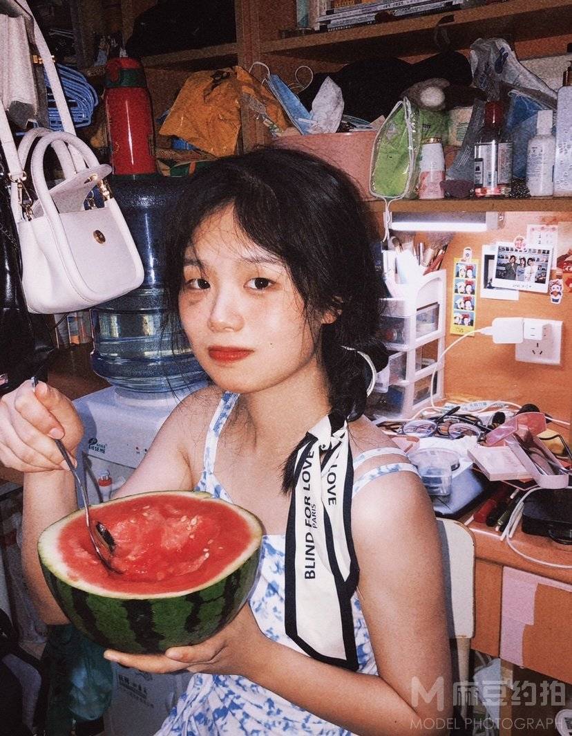 胶片模特