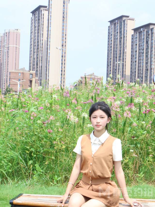 清新模特