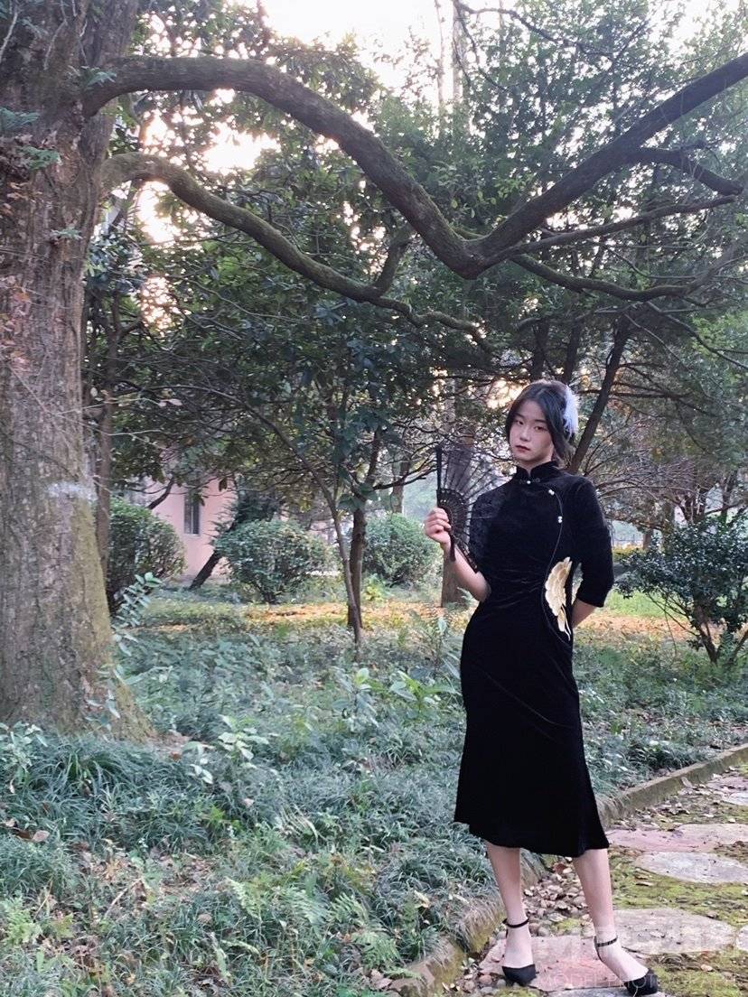 校园模特