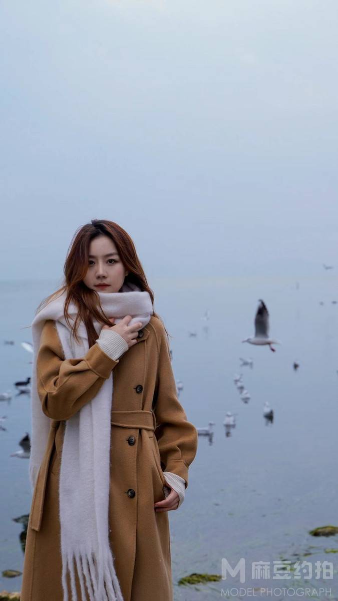 黑白模特