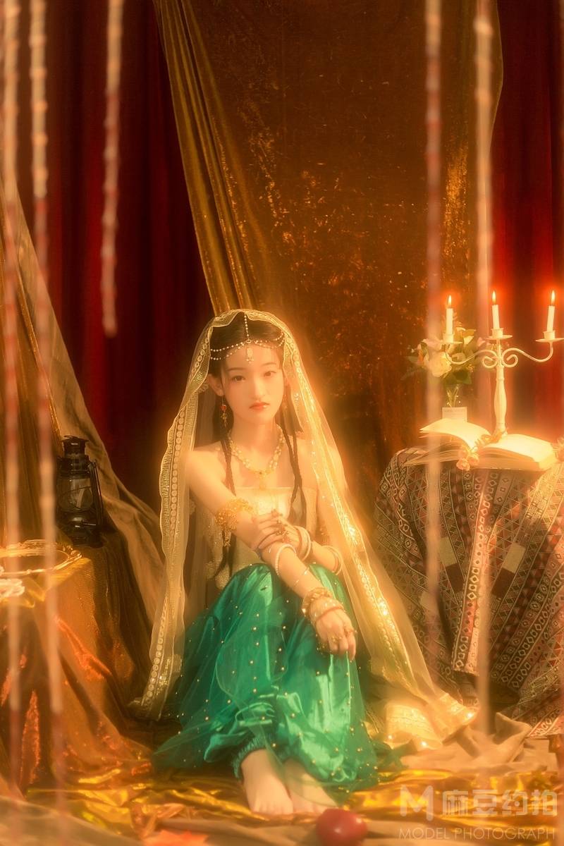 妆容模特