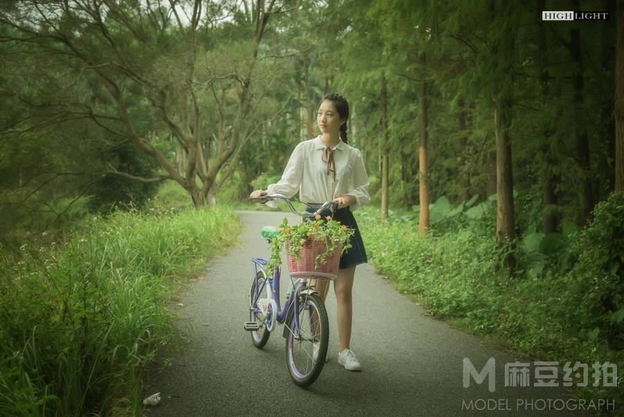 校园模特