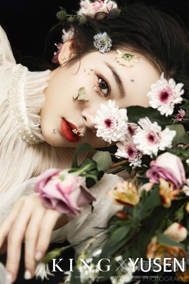 妆容模特