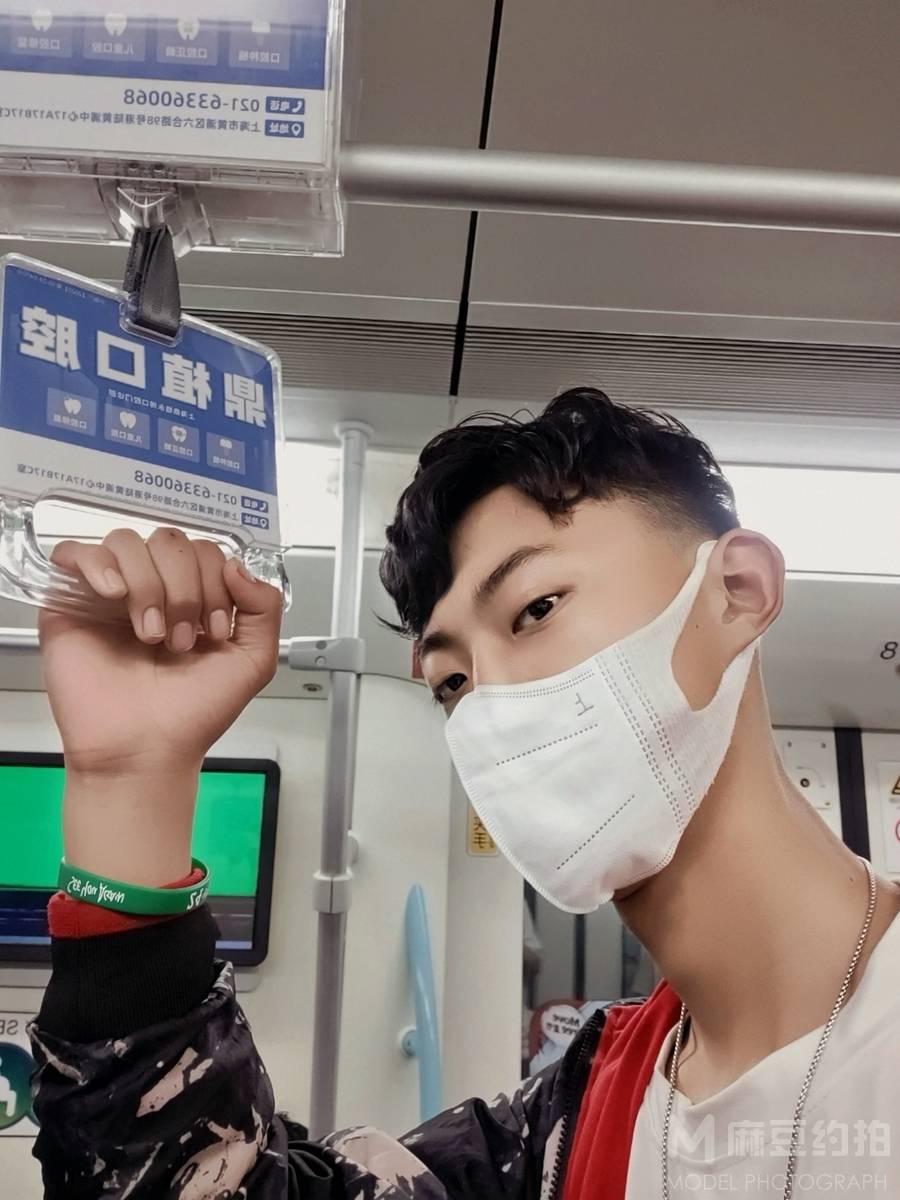胶片模特