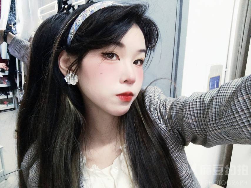 妆容模特