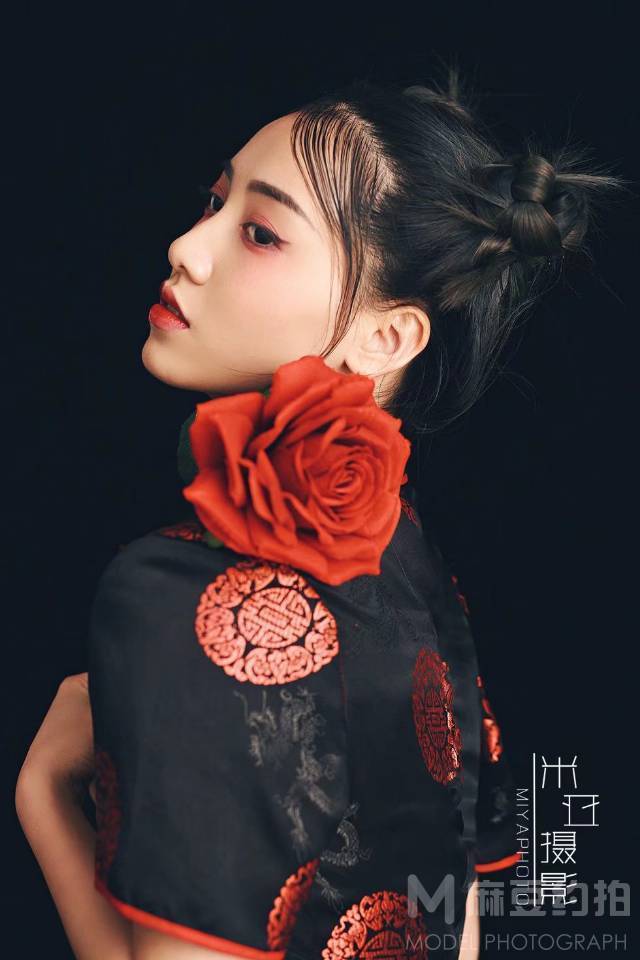 暗黑模特