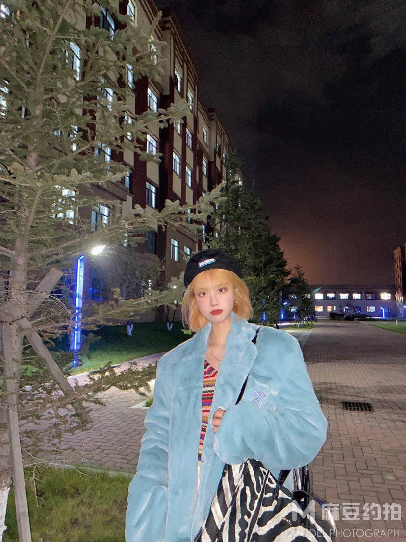 夜景模特