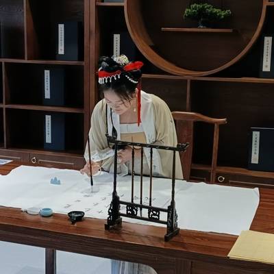 汉服模特