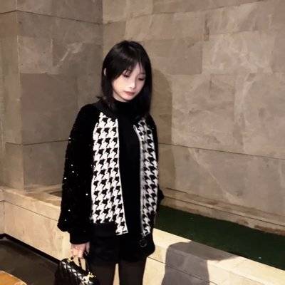 黑白模特