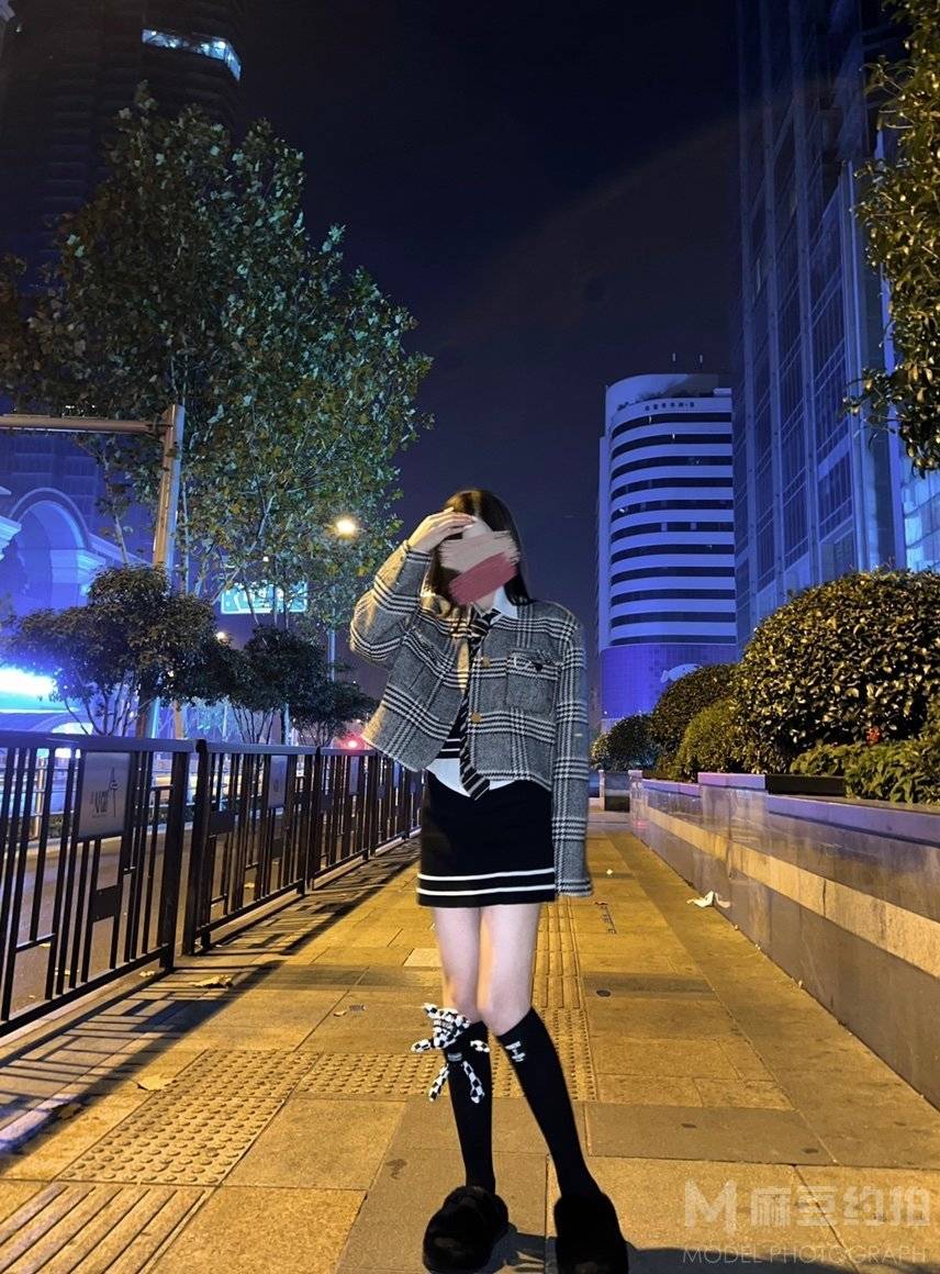 夜景模特