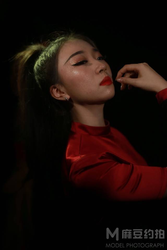 妆容模特
