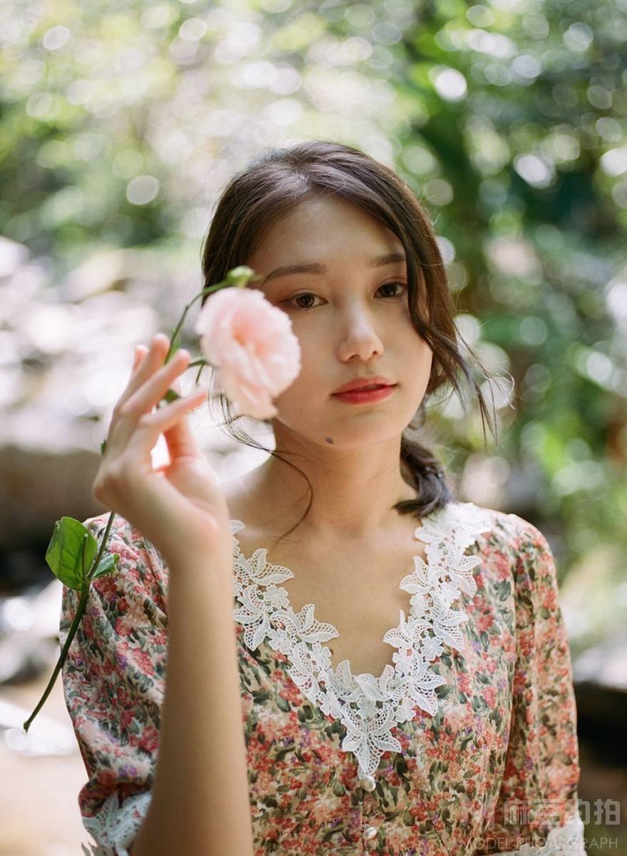 胶片模特