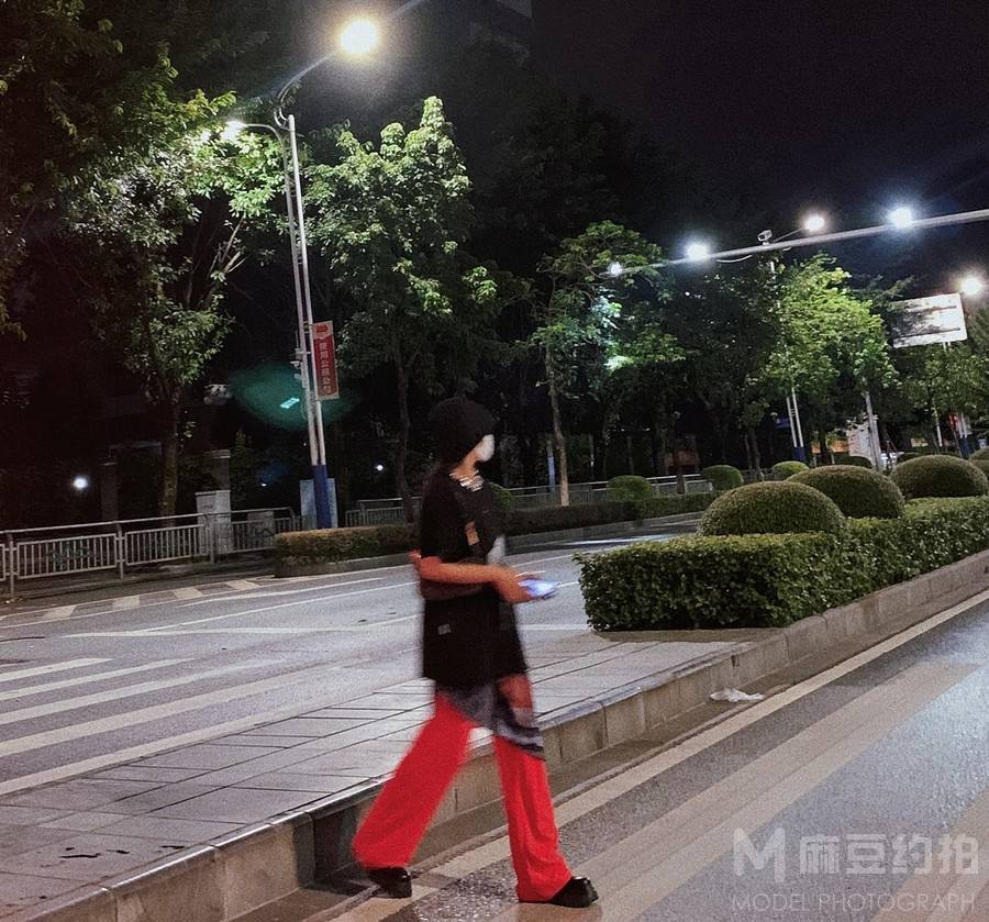 夜景模特