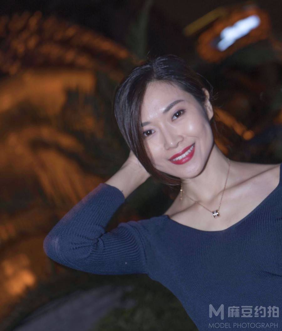 夜景模特