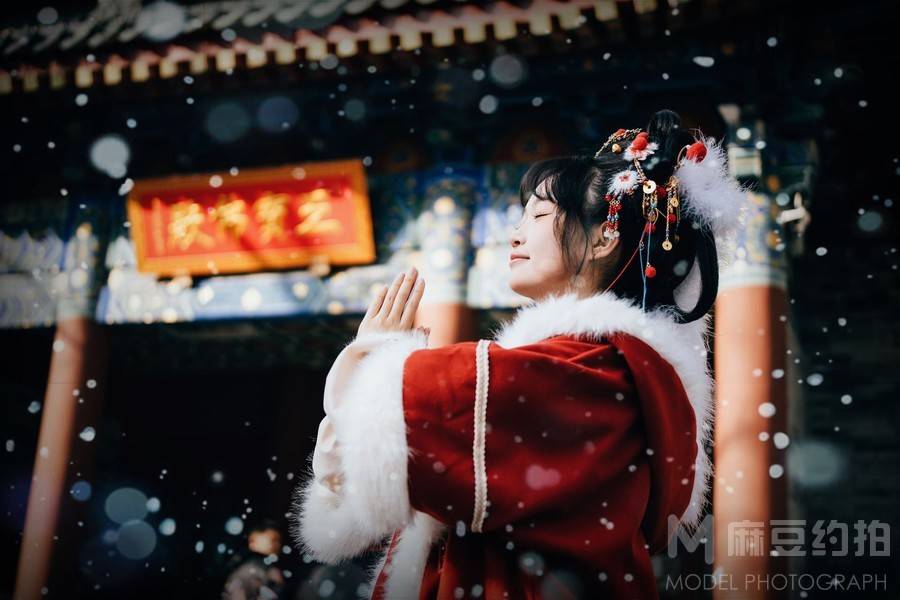 汉服模特