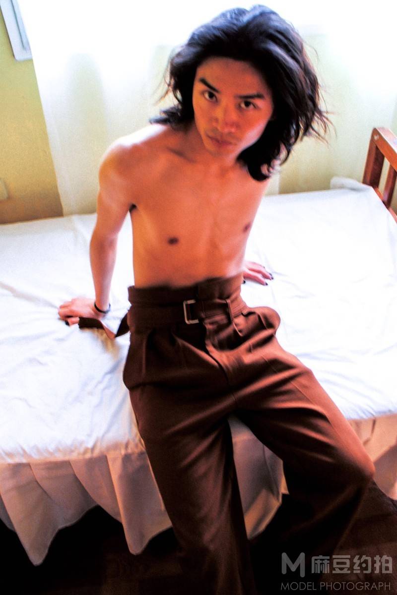 胶片模特