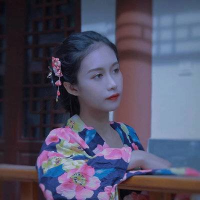 黑白模特
