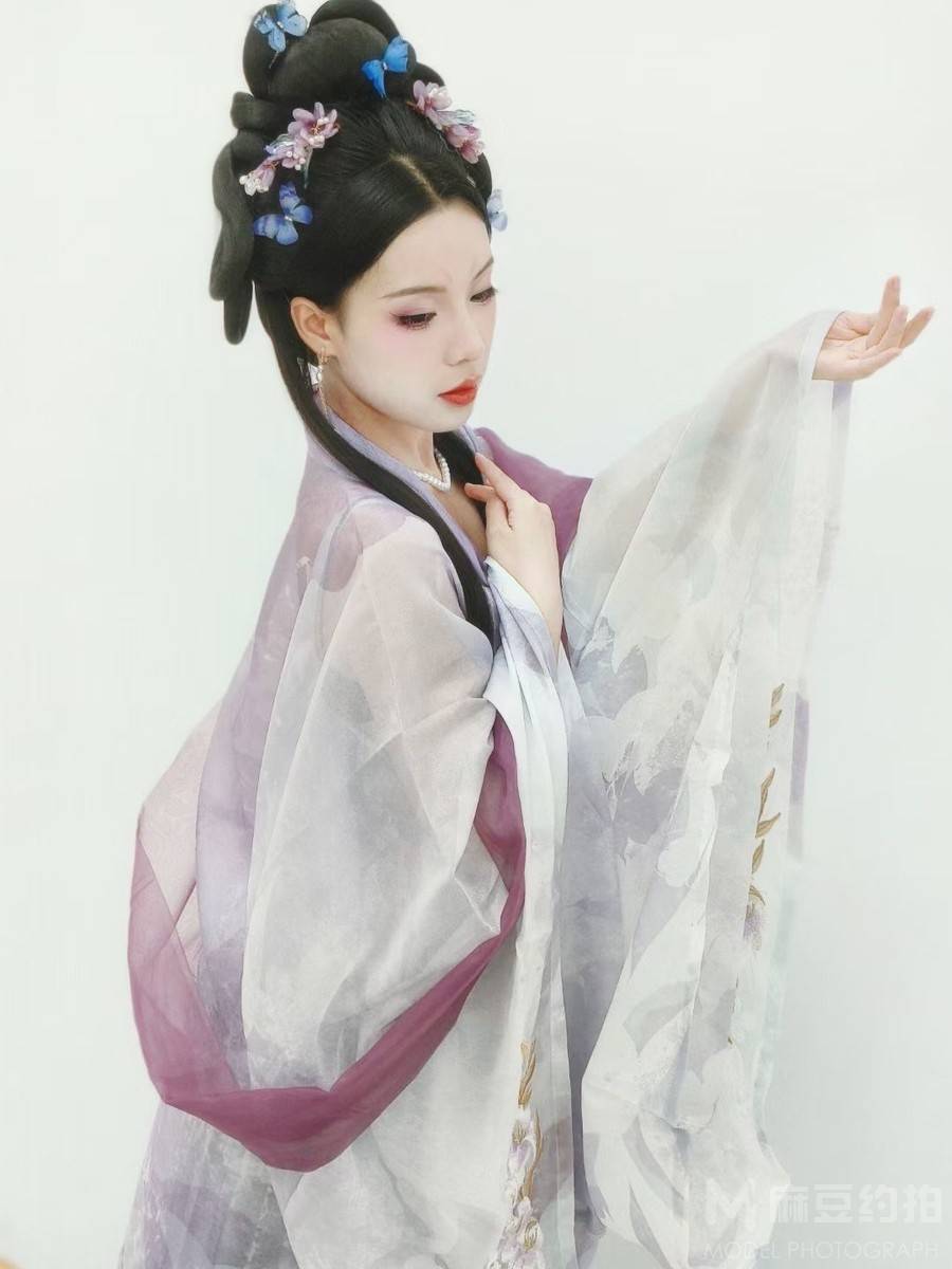 民国模特