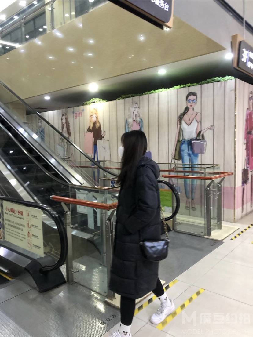 校园模特