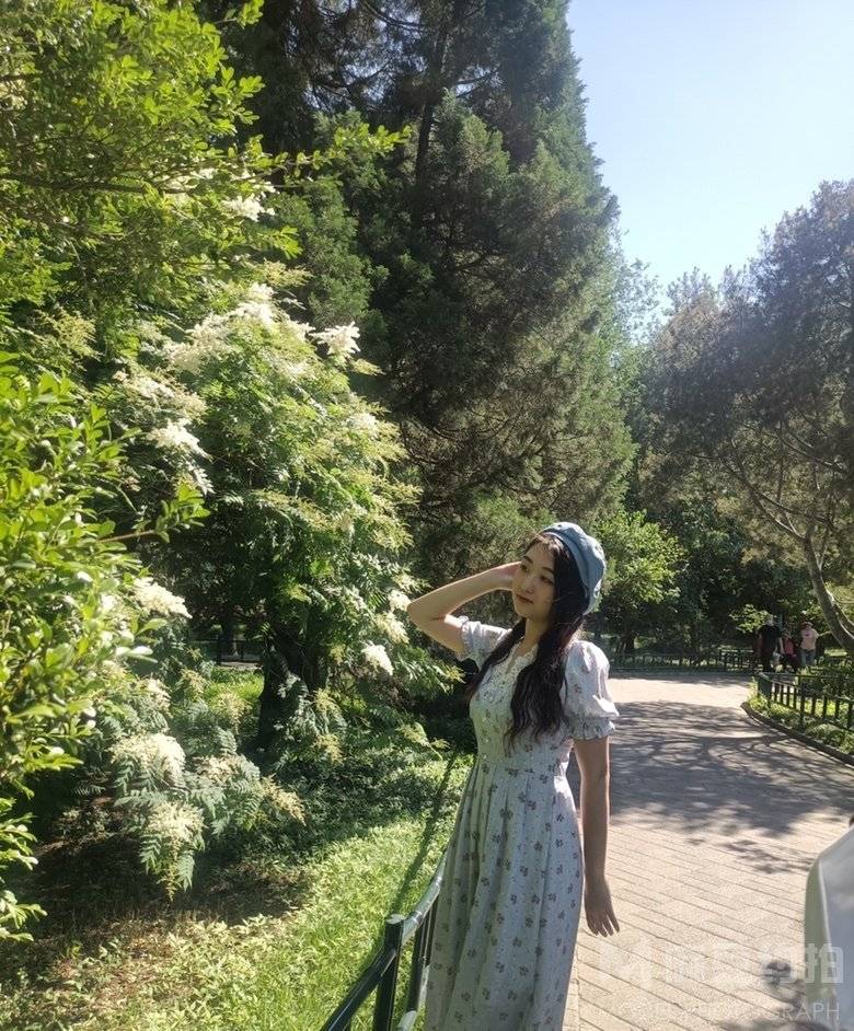 校园模特
