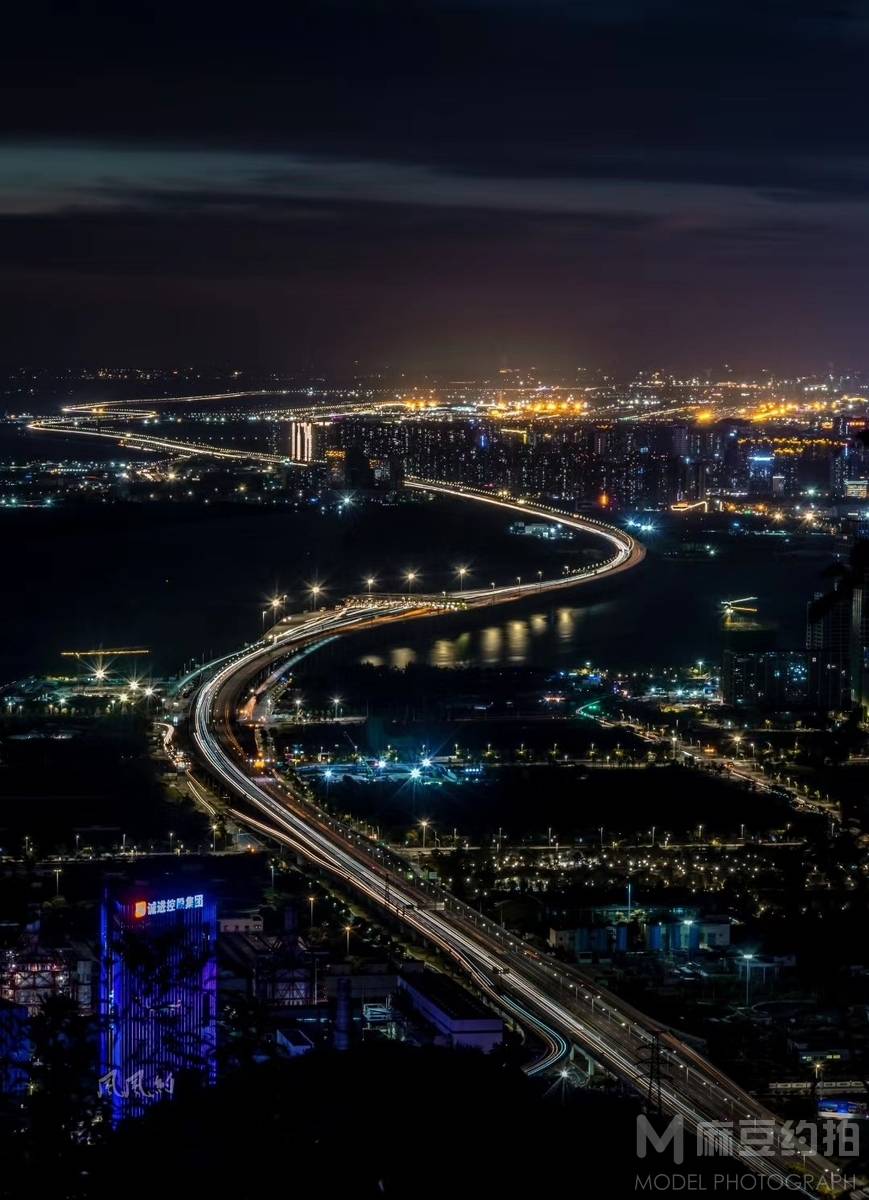 夜景模特