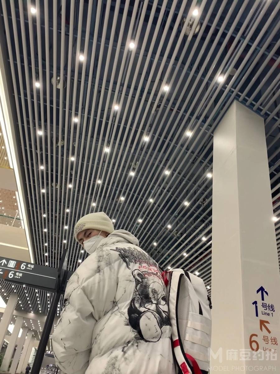 校园模特