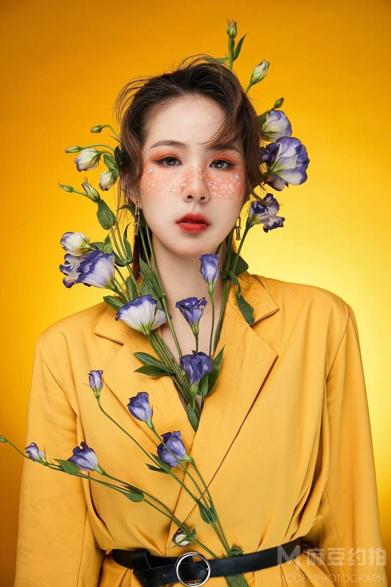 妆容模特
