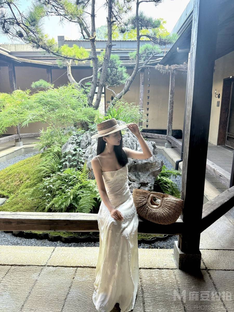 纪实模特