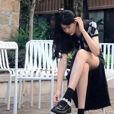 黑白模特