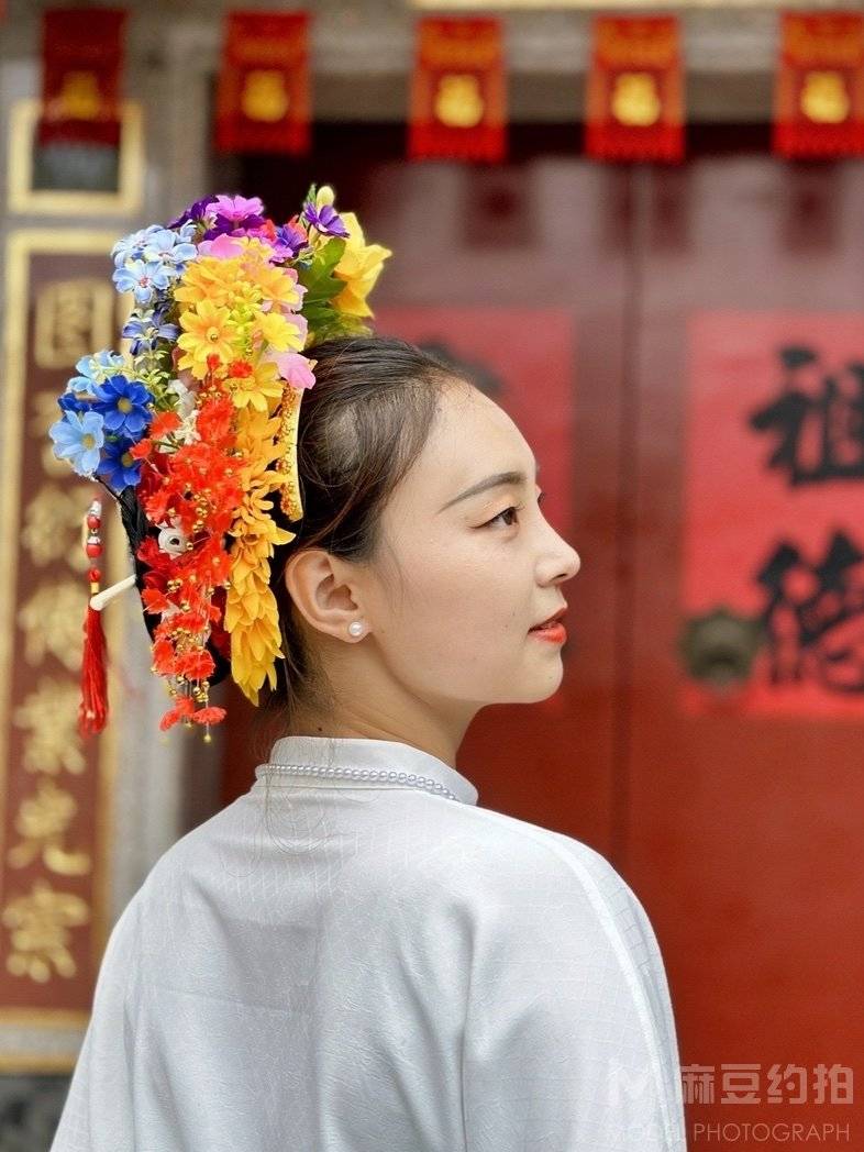 汉服模特
