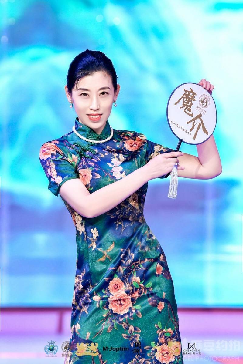 商务模特