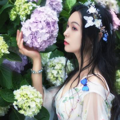 汉服模特