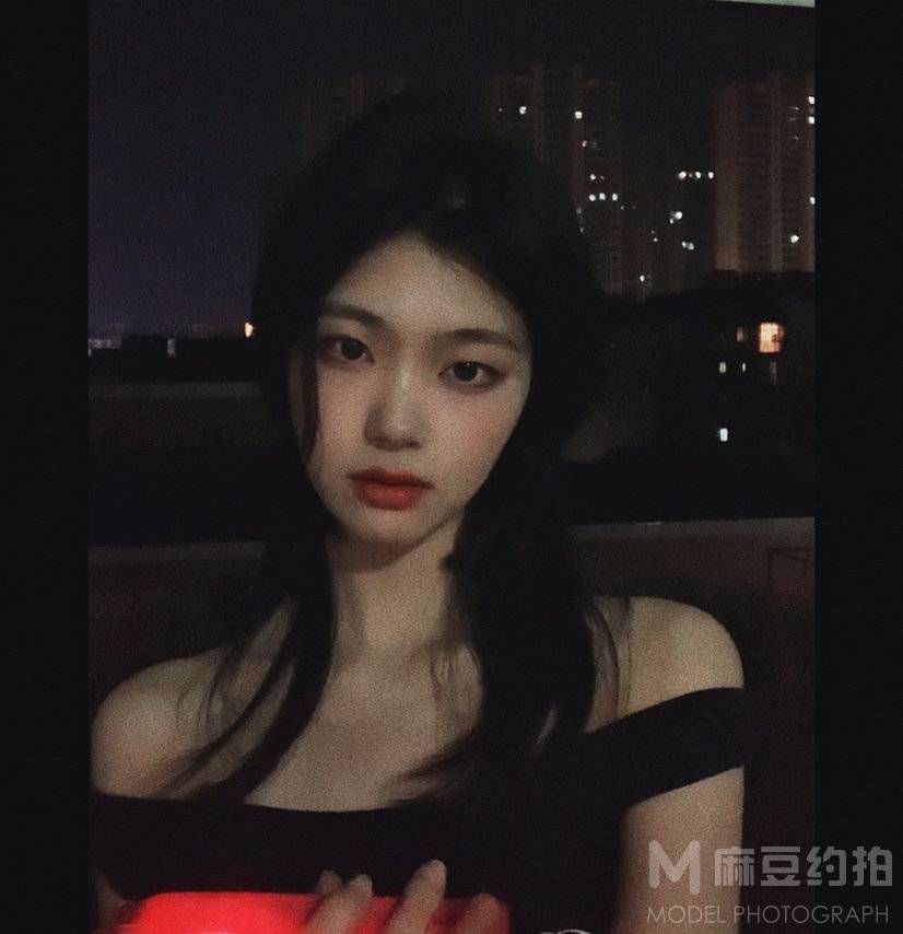 胶片模特