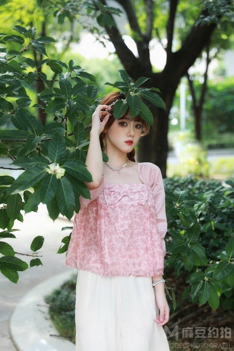 清新模特