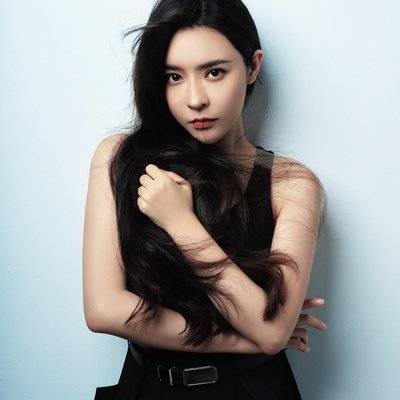 黑白模特