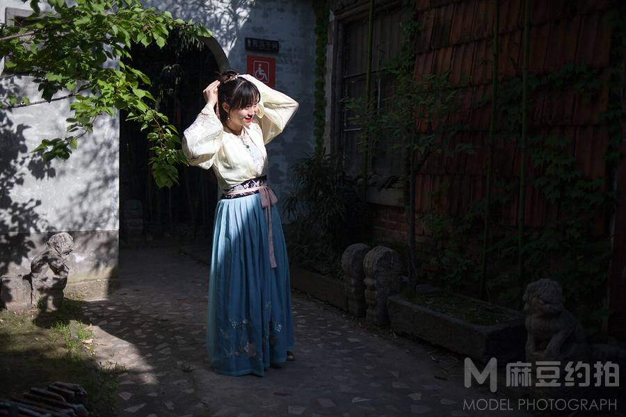 汉服模特