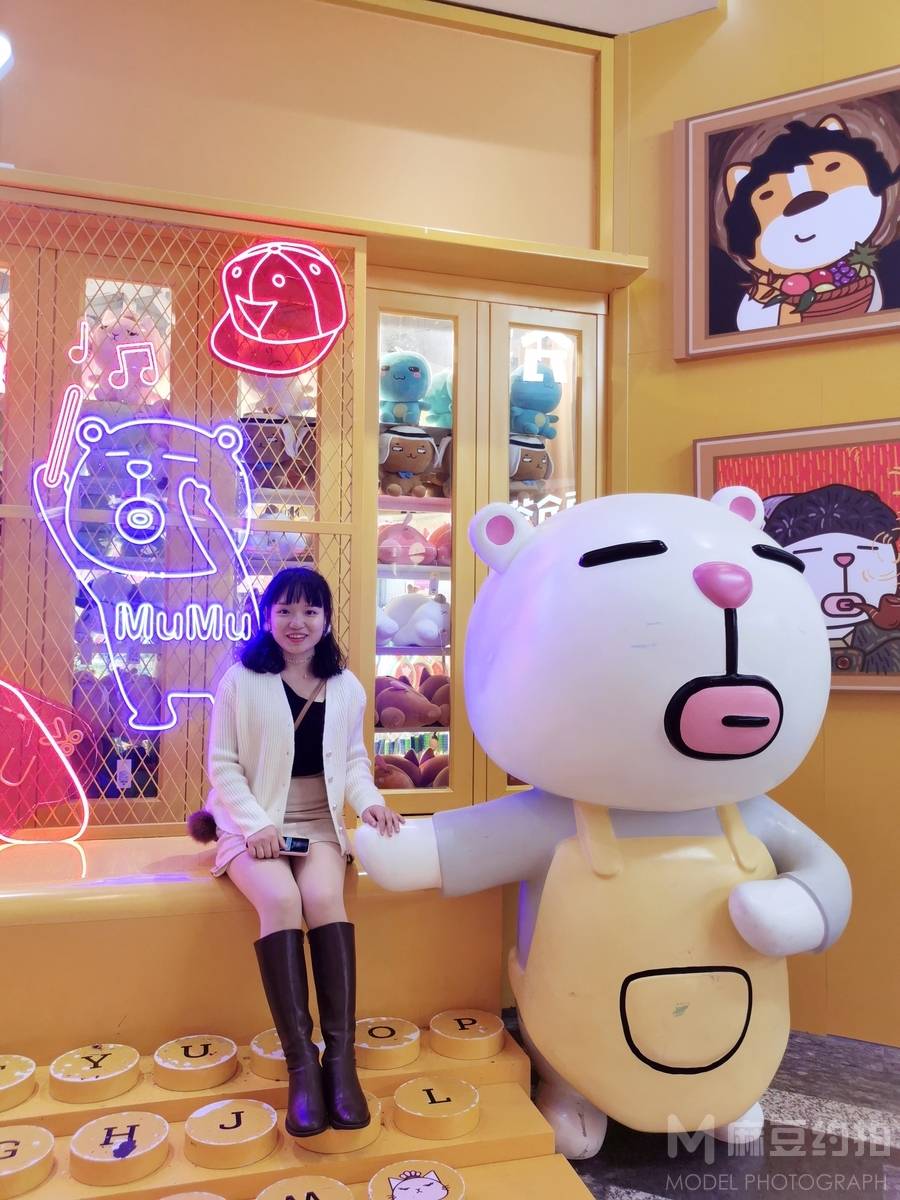 清新模特