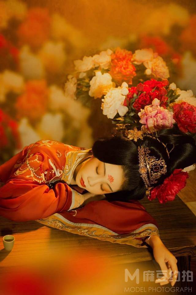 民国模特