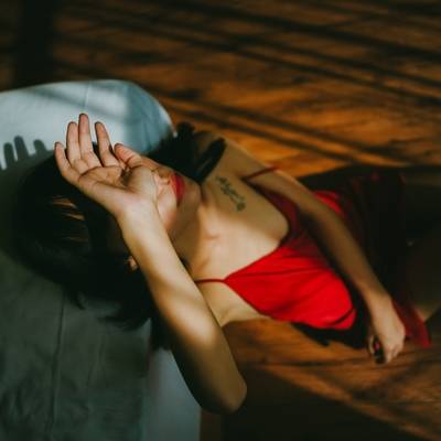 情绪模特