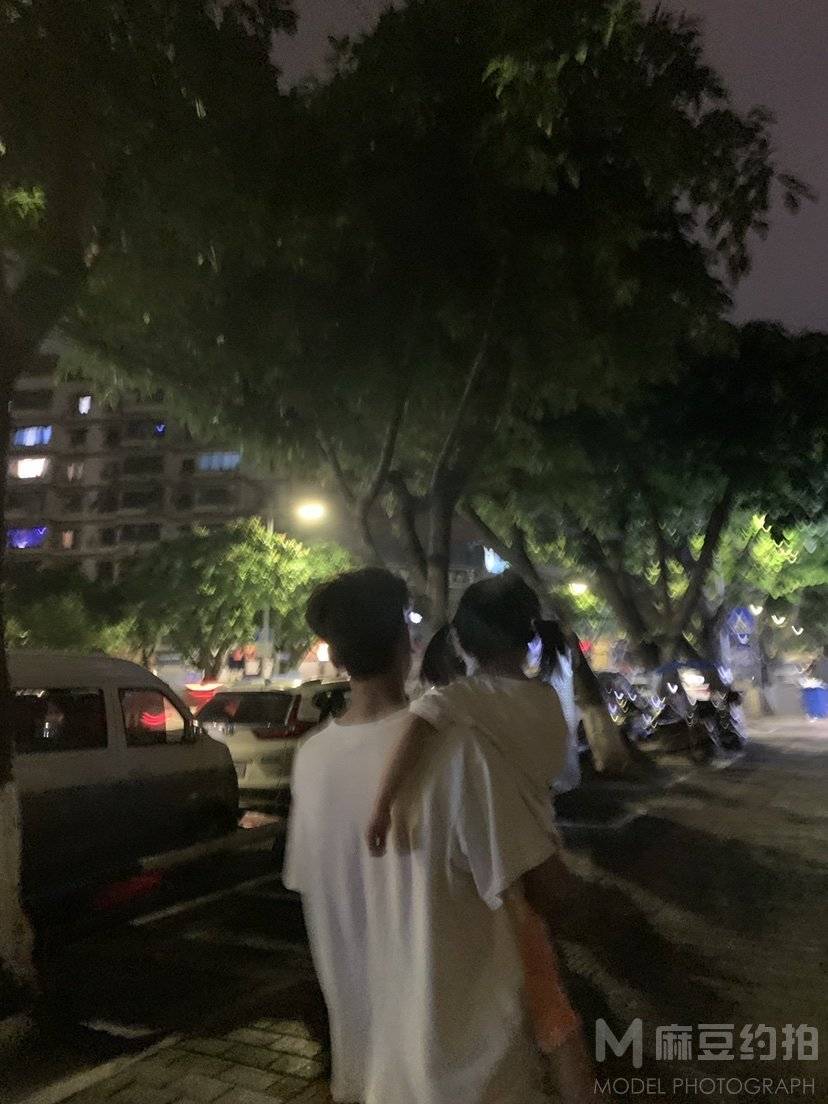 情侣模特